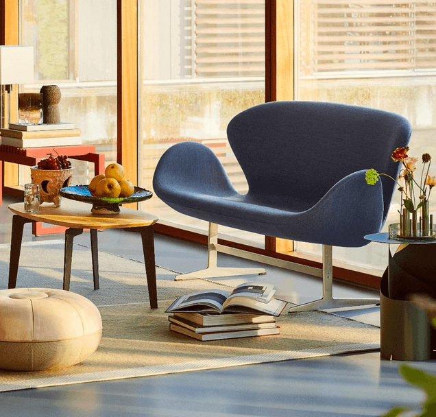 Arne Jacobsen Svanen Sofa