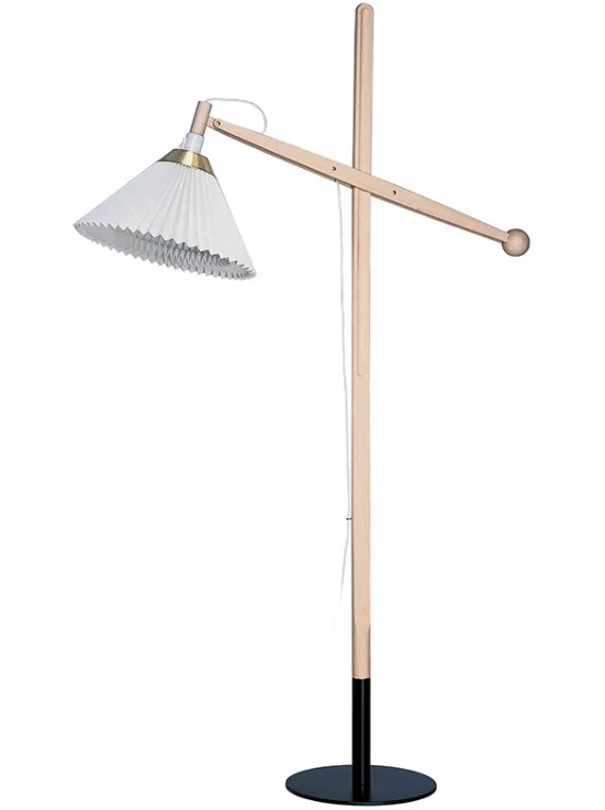 325 standerlampe fra Le Klint